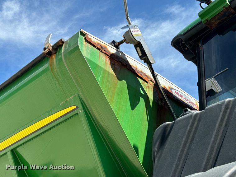 image for item EH6822 2012 John Deere 4940 spreader