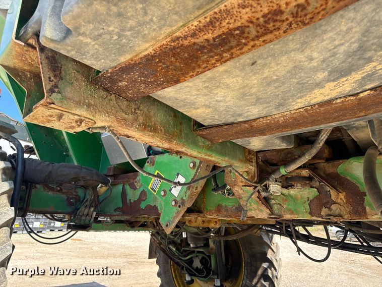 image for item EH6822 2012 John Deere 4940 spreader