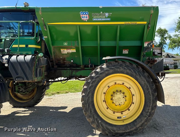 image for item EH6822 2012 John Deere 4940 spreader