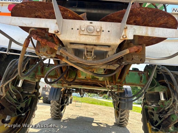 image for item EH6822 2012 John Deere 4940 spreader