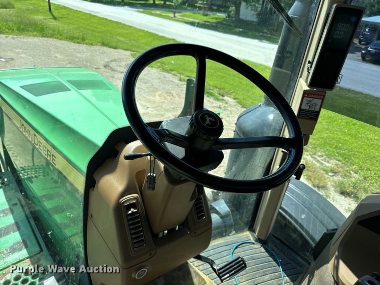 image for item EH6822 2012 John Deere 4940 spreader