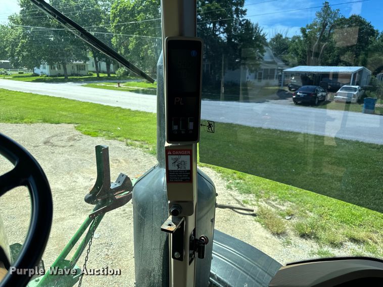 image for item EH6822 2012 John Deere 4940 spreader