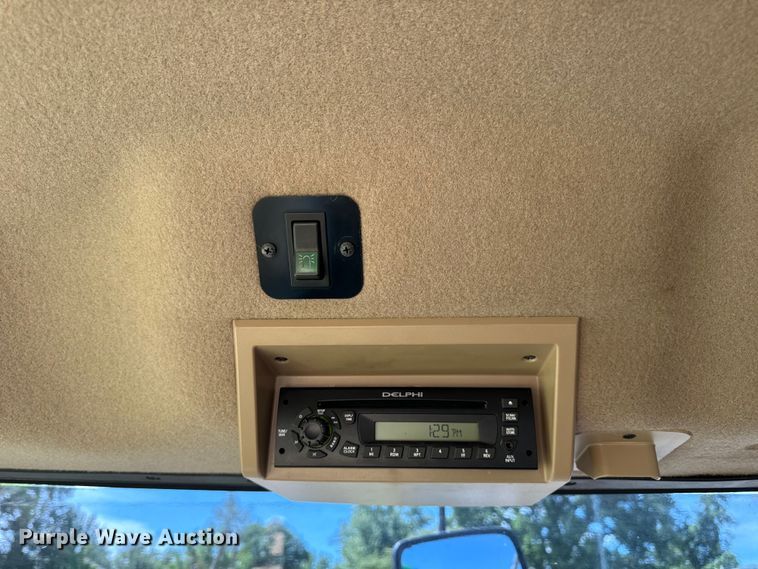 image for item EH6822 2012 John Deere 4940 spreader