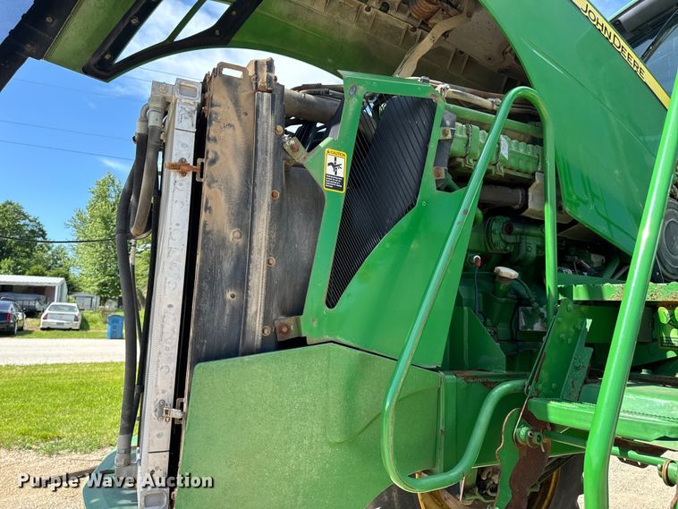 image for item EH6822 2012 John Deere 4940 spreader