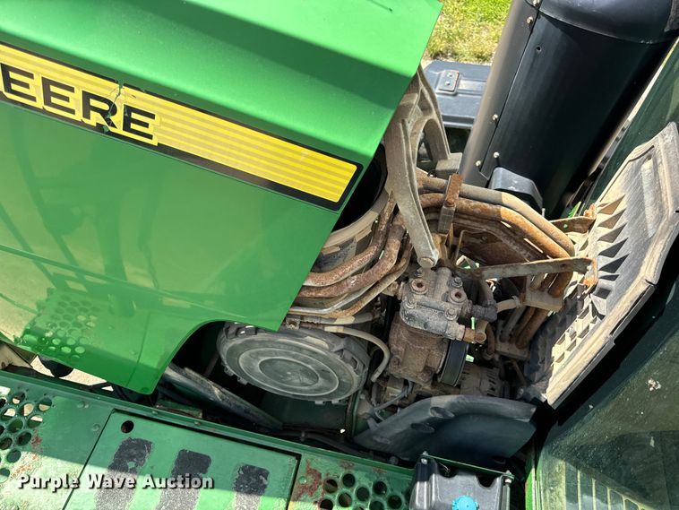 image for item EH6822 2012 John Deere 4940 spreader