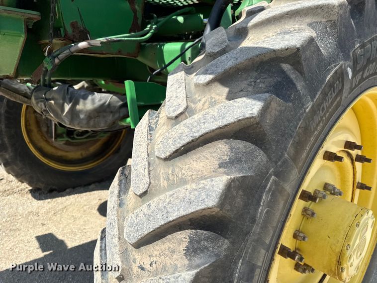 image for item EH6822 2012 John Deere 4940 spreader