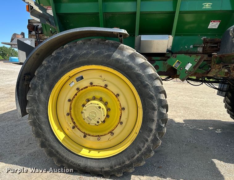 image for item EH6822 2012 John Deere 4940 spreader