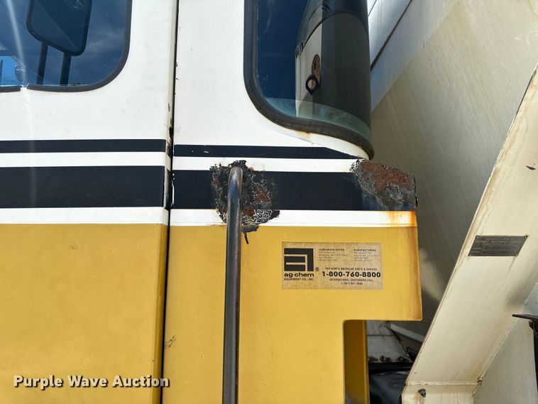 image for item EH6823 1994 Ag-Chem Terra Gator 1844 spreader