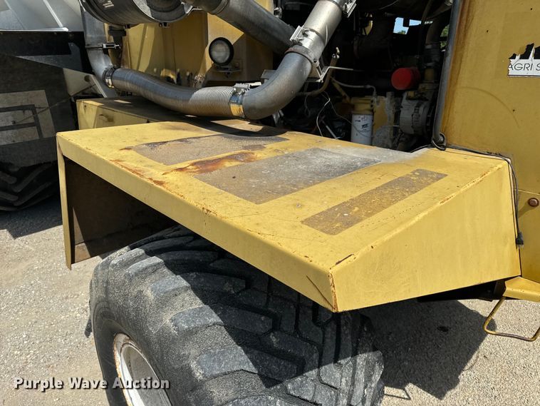 image for item EH6823 1994 Ag-Chem Terra Gator 1844 spreader