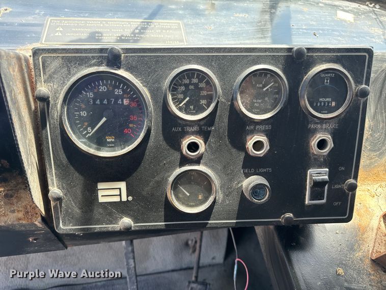 image for item EH6823 1994 Ag-Chem Terra Gator 1844 spreader