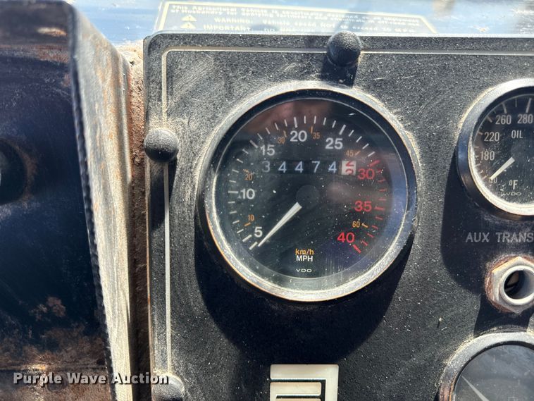 image for item EH6823 1994 Ag-Chem Terra Gator 1844 spreader