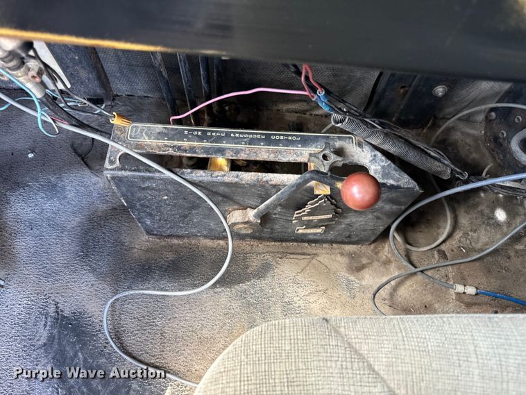 image for item EH6823 1994 Ag-Chem Terra Gator 1844 spreader