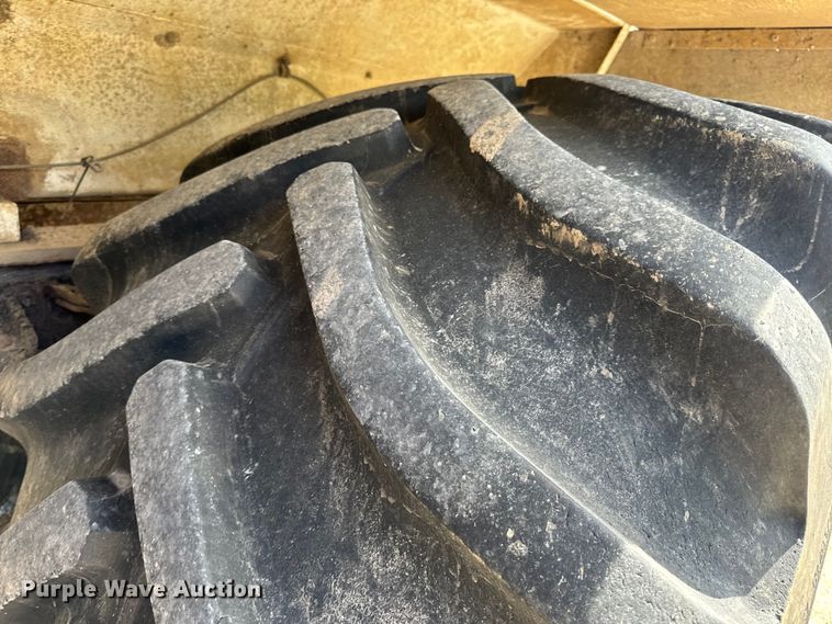 image for item EH6823 1994 Ag-Chem Terra Gator 1844 spreader