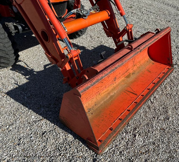 image for item EH6863 2016 Kubota L6060 MFWD tractor