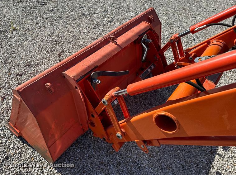 image for item EH6863 2016 Kubota L6060 MFWD tractor