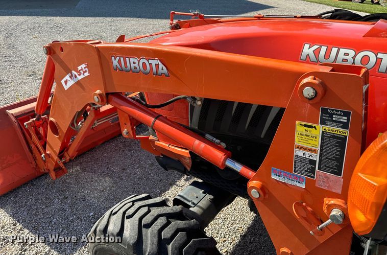 image for item EH6863 2016 Kubota L6060 MFWD tractor