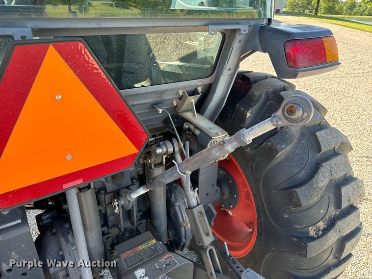 image for item EH6863 2016 Kubota L6060 MFWD tractor