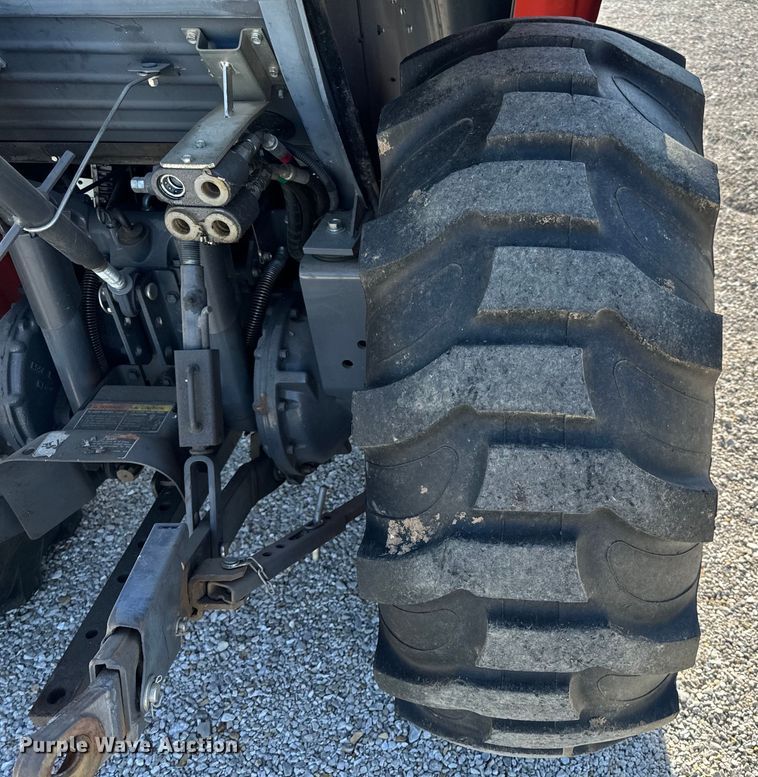 image for item EH6863 2016 Kubota L6060 MFWD tractor