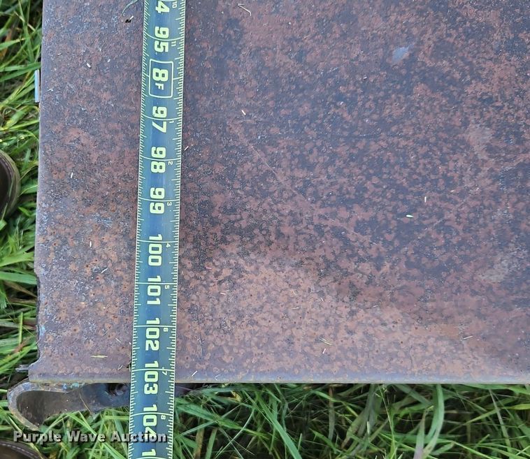 image for item EI3854 1975 John Deere  1530 tractor