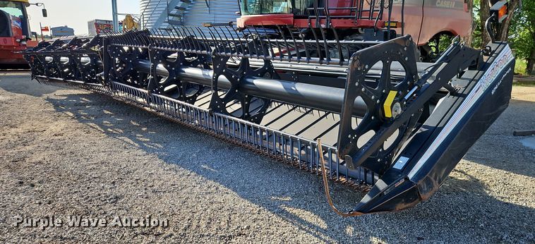 image for item EI3888 2006 MacDon 974 flex draper head