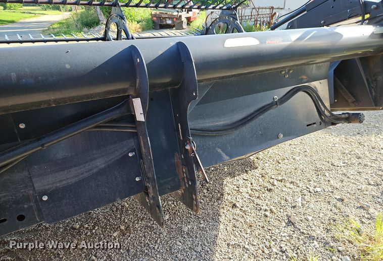 image for item EI3888 2006 MacDon 974 flex draper head