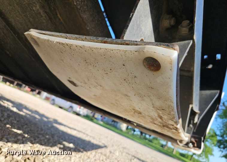 image for item EI3888 2006 MacDon 974 flex draper head