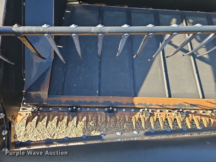 image for item EI3888 2006 MacDon 974 flex draper head