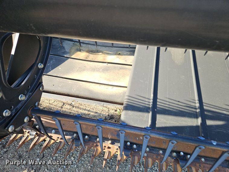 image for item EI3888 2006 MacDon 974 flex draper head