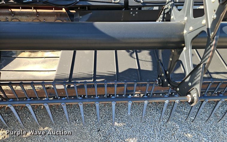 image for item EI3888 2006 MacDon 974 flex draper head