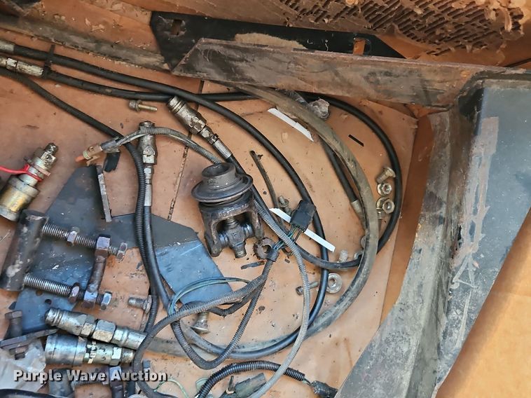 image for item EI3888 2006 MacDon 974 flex draper head