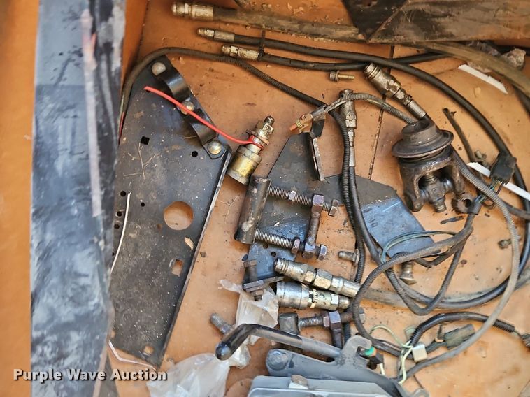 image for item EI3888 2006 MacDon 974 flex draper head