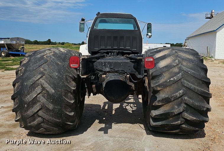 image for item EJ5617 GMC C7500 applicator truck cab and chassis 