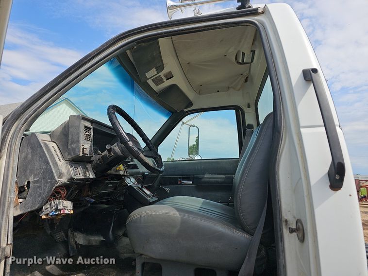 image for item EJ5617 GMC C7500 applicator truck cab and chassis 