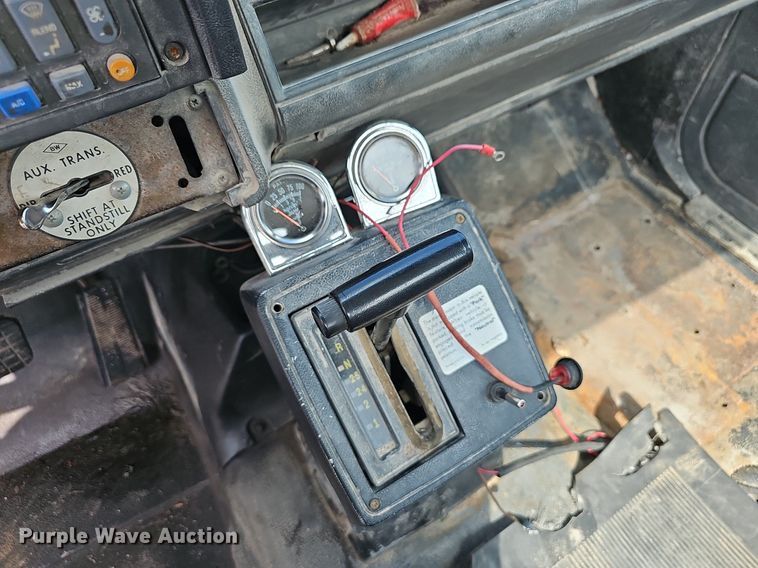 image for item EJ5617 GMC C7500 applicator truck cab and chassis 