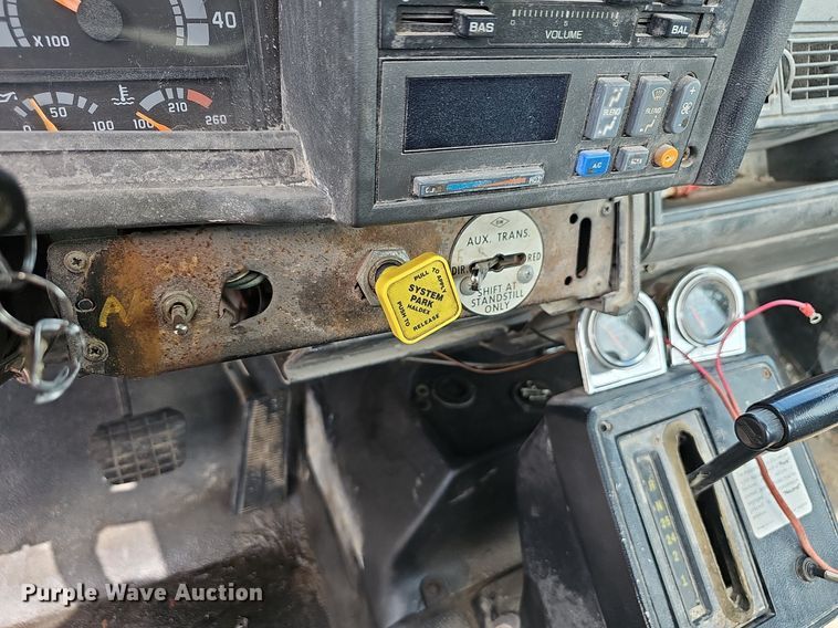 image for item EJ5617 GMC C7500 applicator truck cab and chassis 