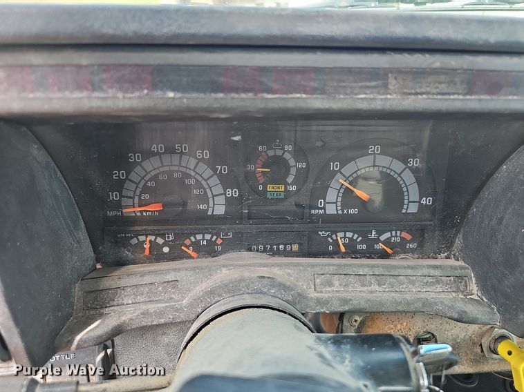 image for item EJ5617 GMC C7500 applicator truck cab and chassis 