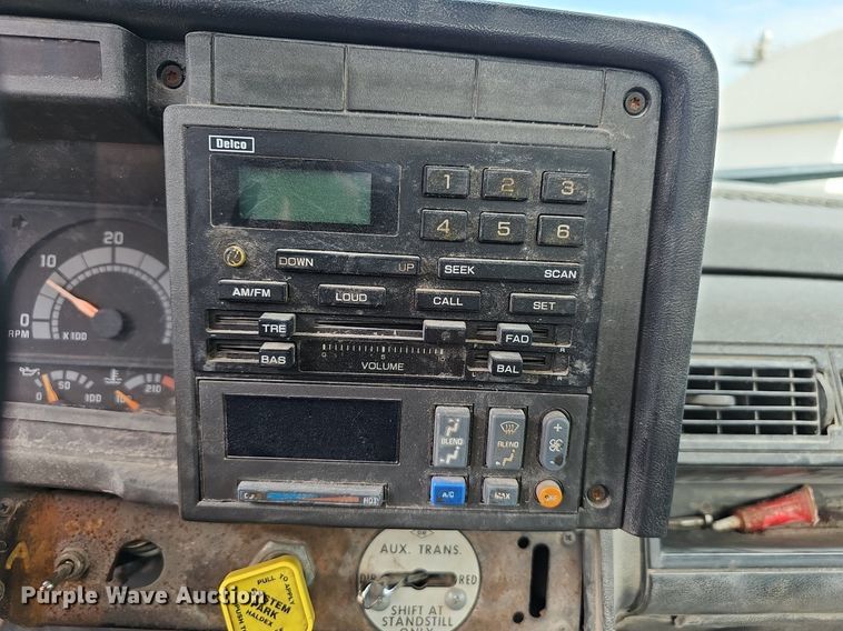 image for item EJ5617 GMC C7500 applicator truck cab and chassis 