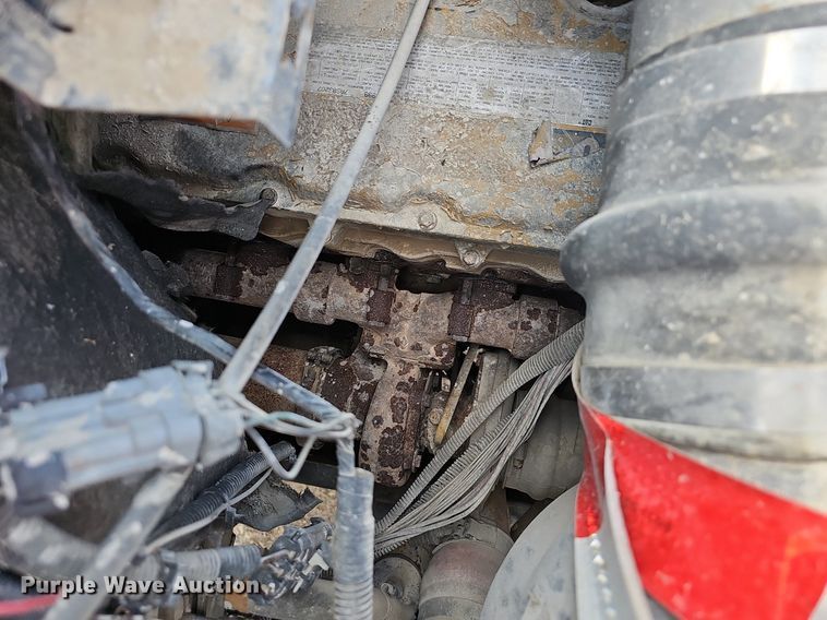 image for item EJ5617 GMC C7500 applicator truck cab and chassis 