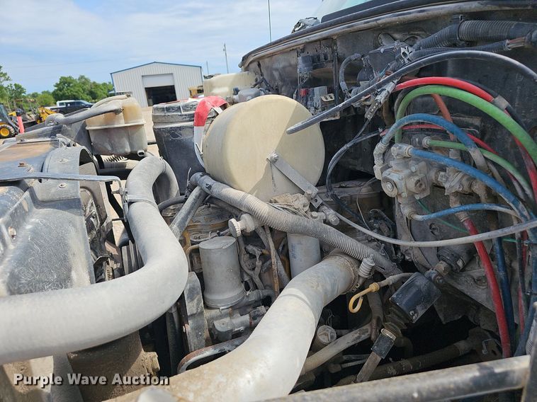 image for item EJ5617 GMC C7500 applicator truck cab and chassis 