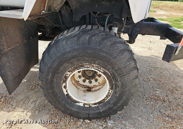 image for item EJ5617 GMC C7500 applicator truck cab and chassis 