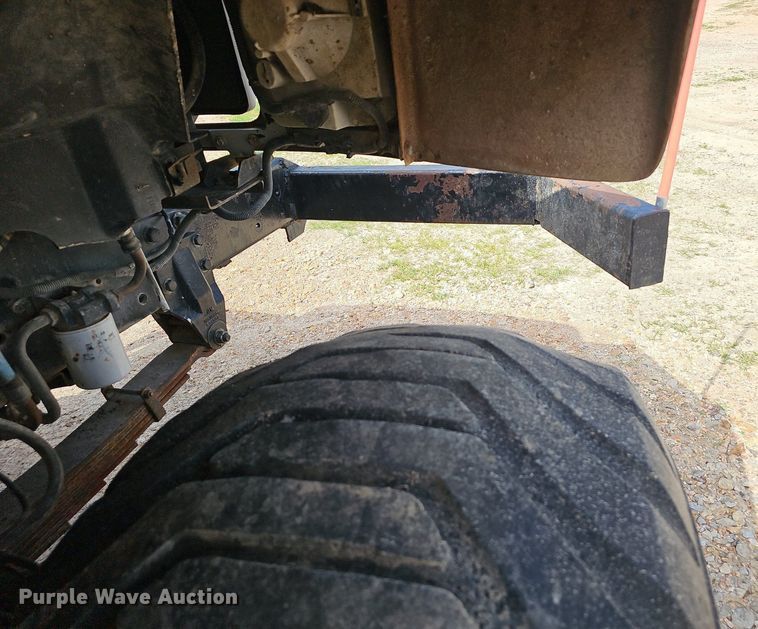 image for item EJ5617 GMC C7500 applicator truck cab and chassis 