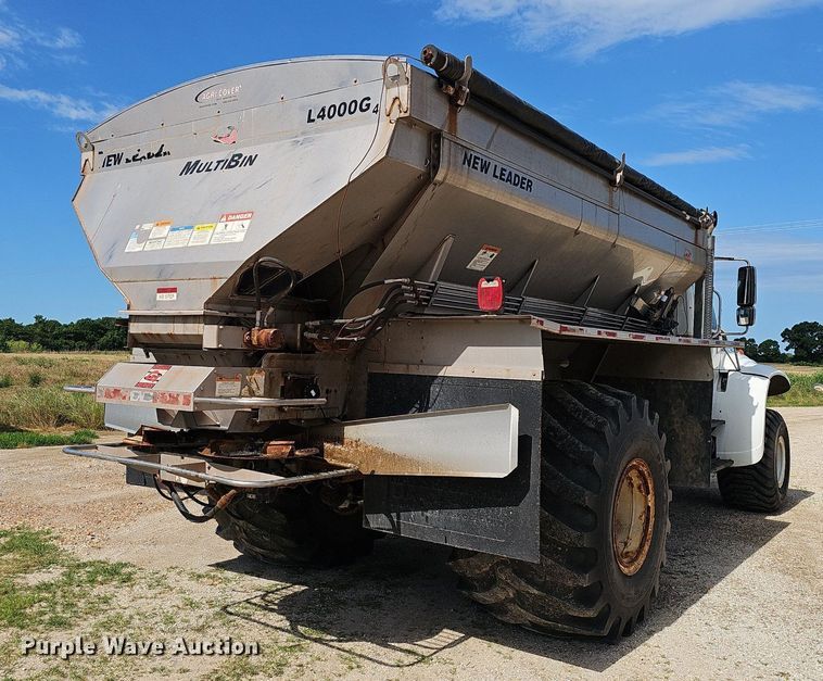 image for item EJ5618 International  7400 SFA applicator truck