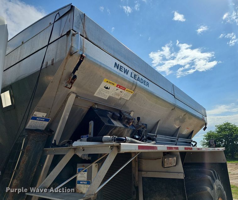 image for item EJ5618 International  7400 SFA applicator truck