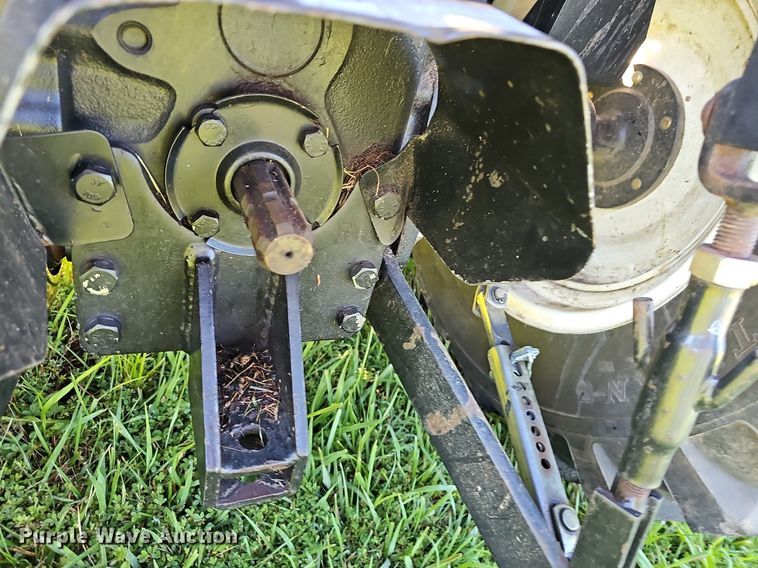 image for item EJ5624 LS G3038 MFWD tractor