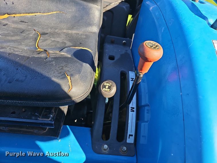 image for item EJ5624 LS G3038 MFWD tractor