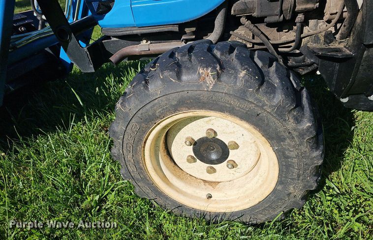 image for item EJ5624 LS G3038 MFWD tractor