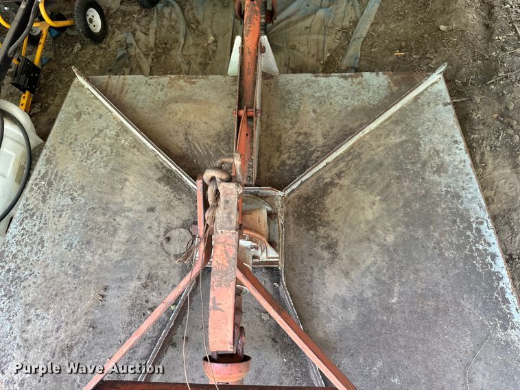 image for item EJ6863 Brush Hog RB60R rotary mower