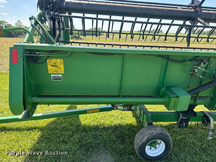 image for item EK1354 John Deere 925 flex head