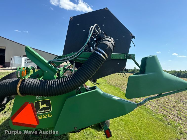image for item EK1354 John Deere 925 flex head