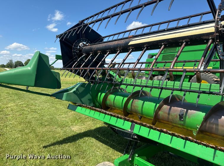 image for item EK1354 John Deere 925 flex head